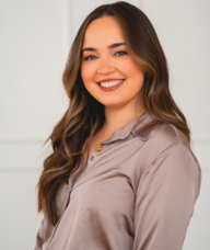 Book an Appointment with Holly O'Brien for Photography