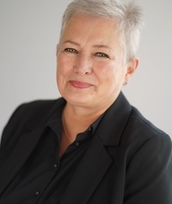 Book an Appointment with Nancy Galway for 1:1 Therapy