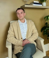Book an Appointment with Yaroslav Grechkin at Hawkesbury