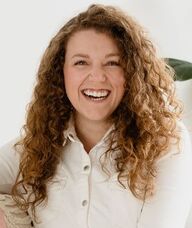Book an Appointment with Melanie Saija for Couples Therapy