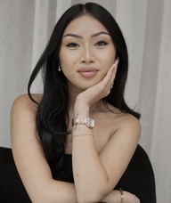 Book an Appointment with Gee . for Brow Maintenance