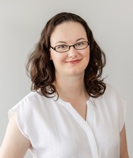 Book an Appointment with Dr. Amanda Schmidt for Chiropractic