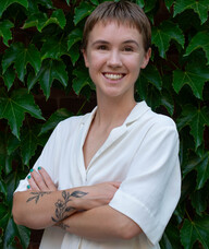 Book an Appointment with Iseonna Silliker for Social Work