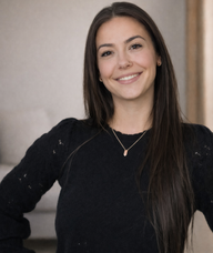 Book an Appointment with Karissa Chaput for Individual therapy / Thérapie individuelle