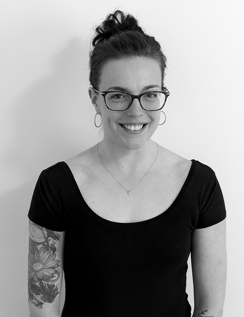 Photo of Kat Roussakis