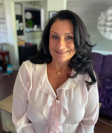 Book an Appointment with Lisa Sauve at Bristol Circle