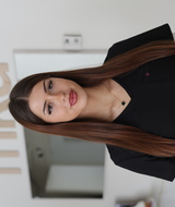 Book an Appointment with Laurence Brassard at Clinique MIKA St-Laurent