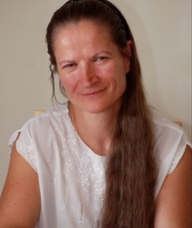 Book an Appointment with Dr. Gillian Lauder for Medical
