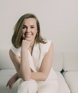 Book an Appointment with Erin Mullins at La Mar Wellness Clinic