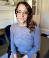 Book an Appointment with Elyssa Stelman, CCC, MACP for Therapy and Counselling