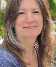 Book an Appointment with Lyana Hoydalo, BSW, RSW, M.Ed, CCC for Therapy and Counselling